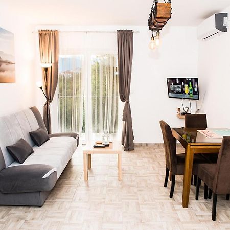 Apartment Sea&Sky Tivat Eksteriør billede