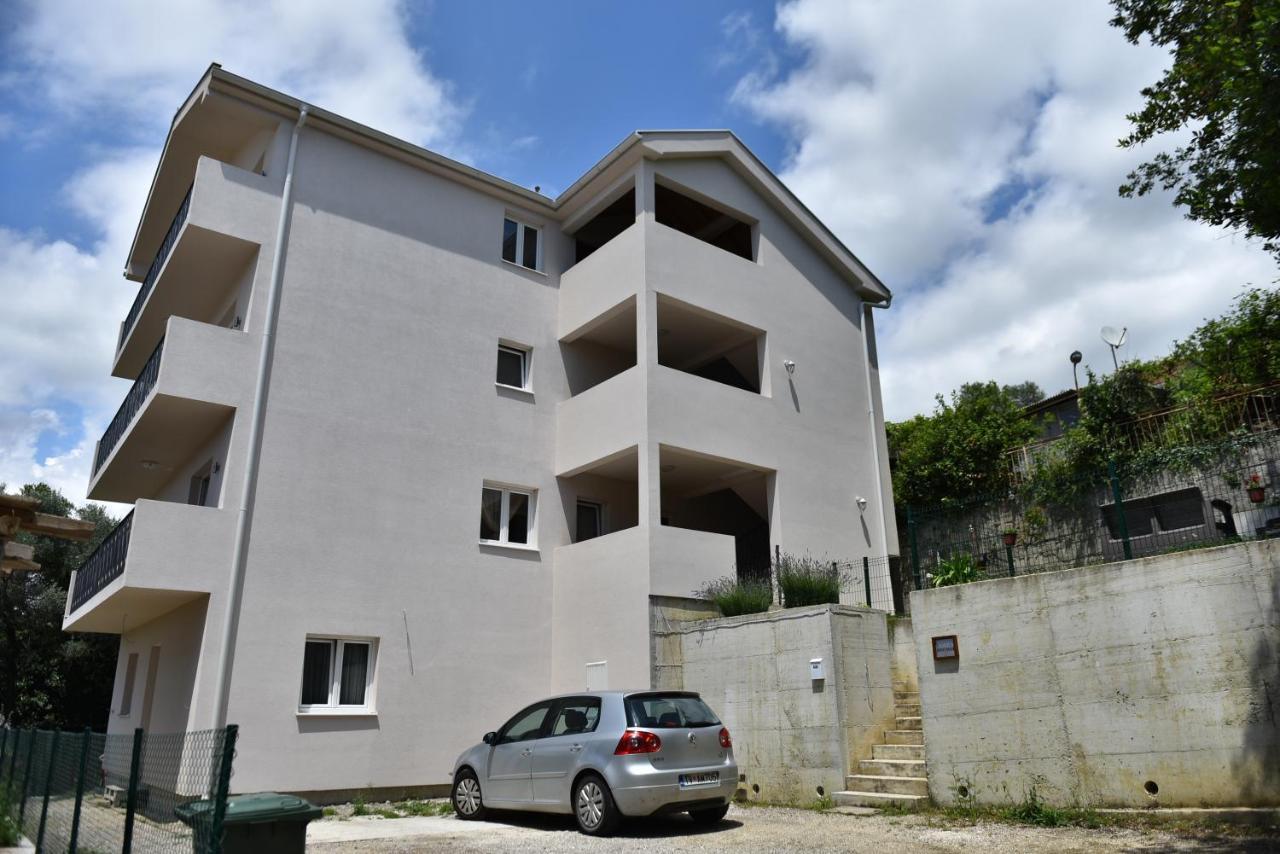 Apartment Sea&Sky Tivat Eksteriør billede