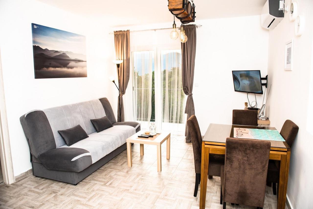 Apartment Sea&Sky Tivat Eksteriør billede
